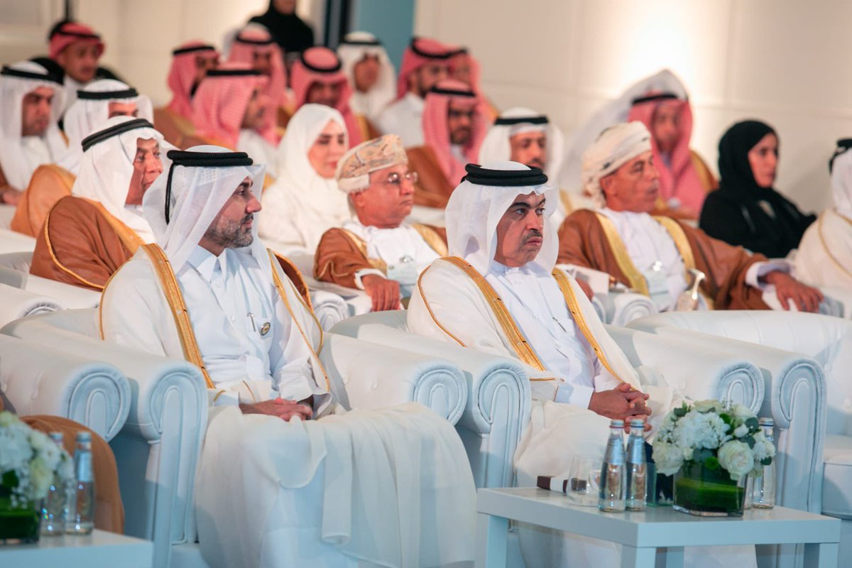 SPF_Oman's tweet photo. 🤝 شارك صندوق الحماية الاجتماعية اليوم في الاجتماع الـ 23 للجنة رؤساء أجهزة التقاعد المدني والتأمينات الاجتماعية بدول مجلس التعاون لدول الخليج العربية بالعاصمة القطرية الدوحة.

🎖️تضمن الاجتماع تكريم الشخصيات الرائدة في مجال التقاعد المدني والتأمينات الاجتماعية بدول مجلس التعاون لدول الخليج العربية.