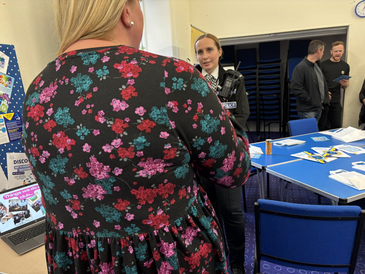 St.Helier Town Police Unit tweet media