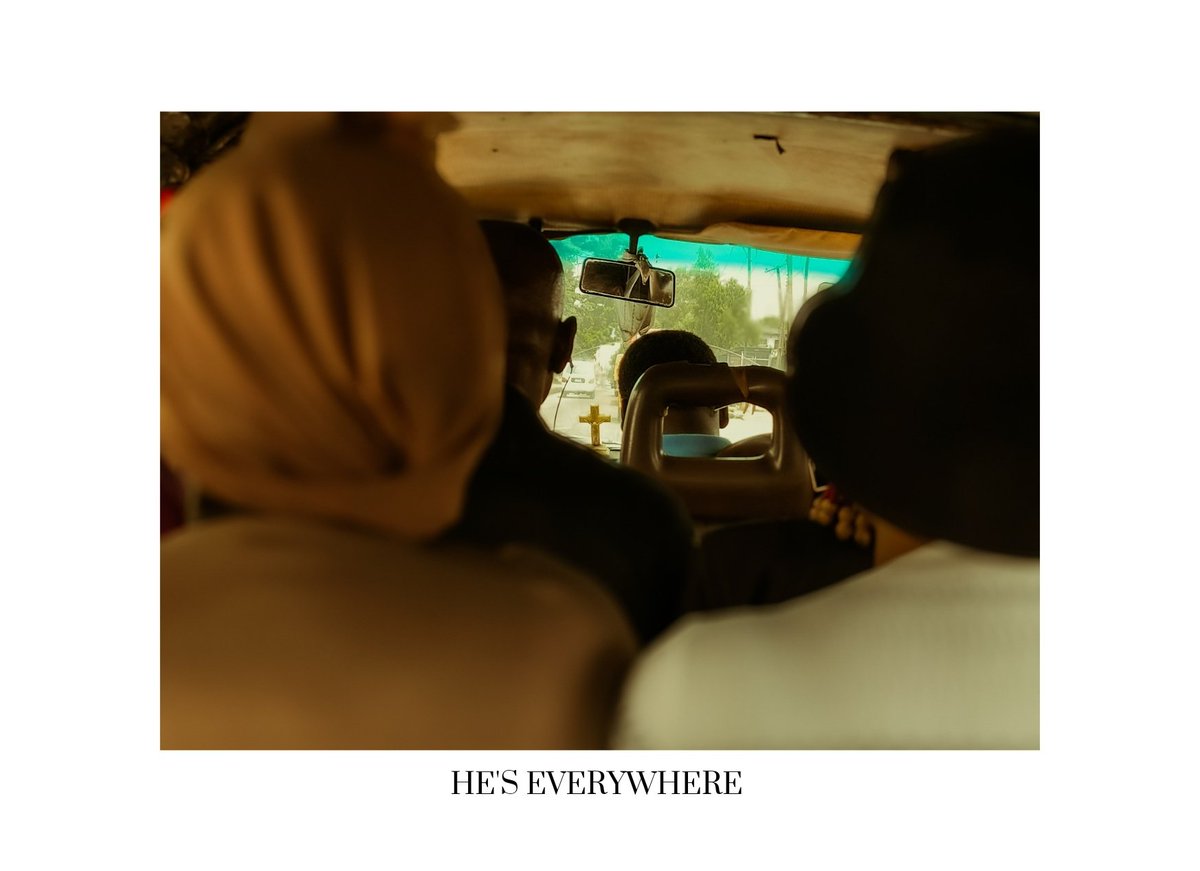 tolucentric's tweet photo. Title: HE'S EVERYWHERE
Series: STREET CHRONICLES I
π±: Tecno Camon 30 pro 5g
#StreetPhotography #photomagazine #shotoncamon #mobilephotography #streetstrorytelling #shotoncamon https://t.co/ntxZq79DzP