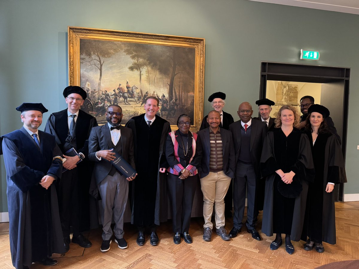 Carsten Stahn tweet media