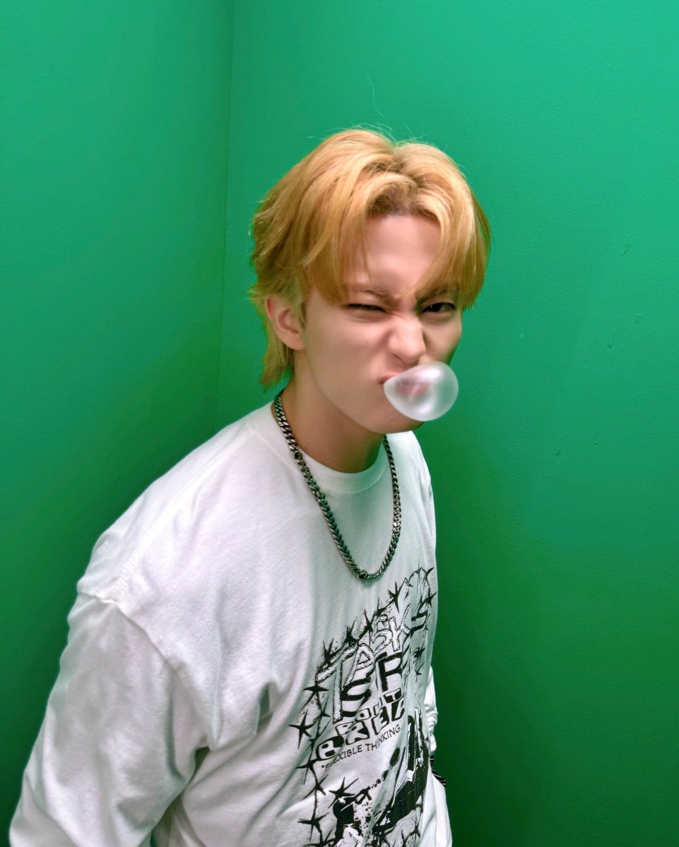 NCTsmtown_DREAM's tweet image. ✮ ✮ 🤘🤘 ✮ ✮

#MARK
#NCTDREAM #DREAMSCAPE
#NCTDREAM_DREAMSCAPE