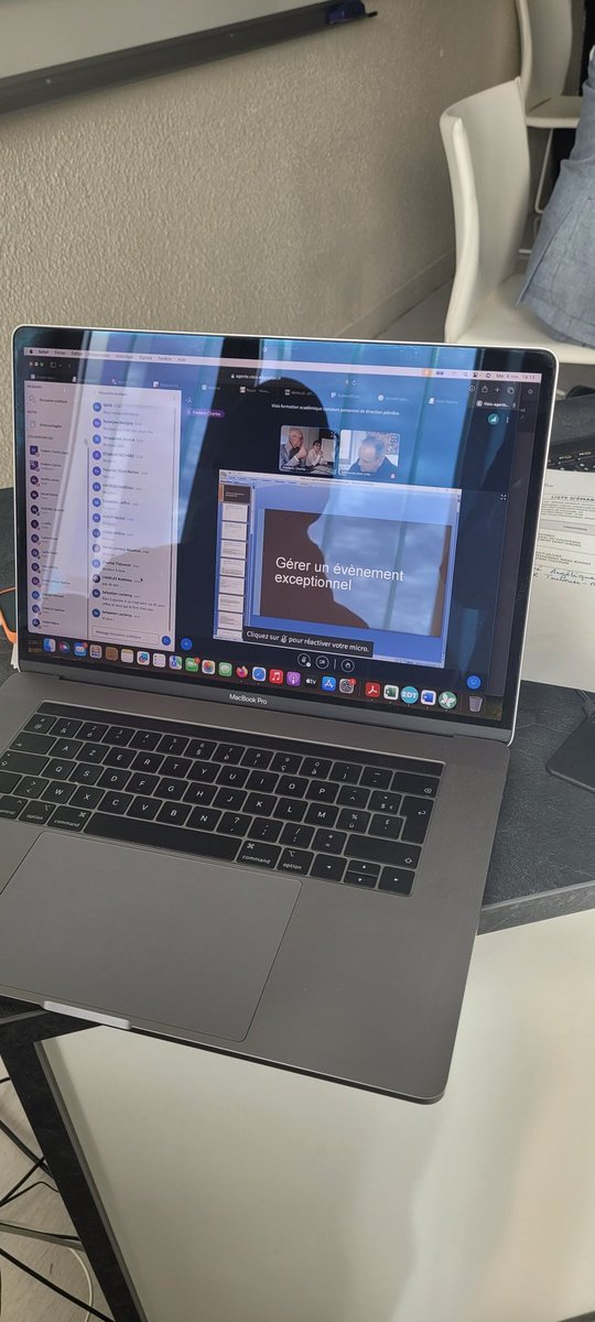 benjapaul32's tweet image. Mercredi, c&apos;est prépa concours #PerDir. Une formule qui rassemble 45 candidats pour 19 après-midis divisés en 2 : 1h30 de formation et 1h30 de travail en groupes
Une thématique hebdomadaire pour acquérir méthode et connaissances, 3 écrits et 3 oraux.🙏 aux formateurs, et tuteurs
