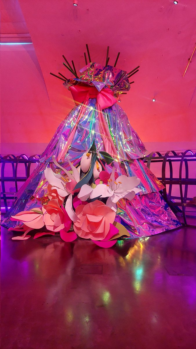 Pauline Curnier Jardinin groteski teemapuisto <a href="/KiasmaMuseum/">Kiasma</a> 23.2.2025 asti kiasma.fi/nayttelyt/paul…