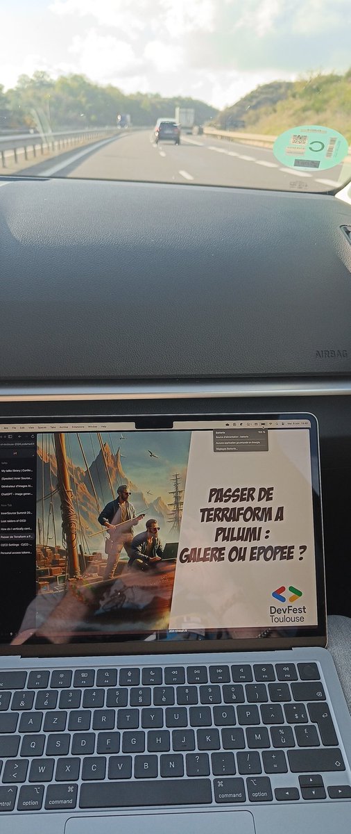 yodamad03's tweet photo. En route pour @DevFestToulouse avec @samuelmorel !

Non, non on est pas en train de finir les slides 😇 https://t.co/obnaIrD3uD