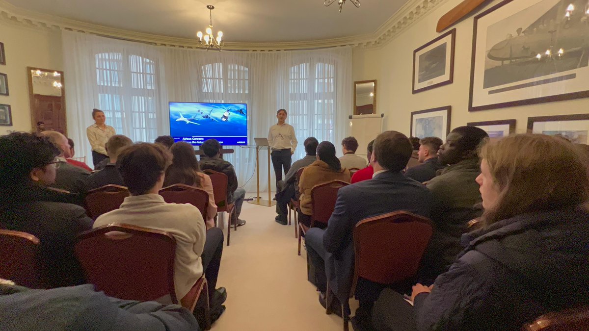 AeroSociety's tweet photo. There are some fantastic talks still to come this afternoon at Careers in Aerospace and Aviation LIVE! Which session are you looking forward to? @RAeSCareers #AeroCareers https://t.co/uCOz3L9Zpw