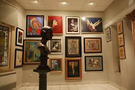 1998: Se inaugura el Museo Nacional de la Danza, bajo la idea de la primerísima ballerina cubana Alicia Alonso, en Paseo y Línea, Vedado. Exhibe una rica colección de objetos de la historia cubana de la danza.
#BMCGuatemala