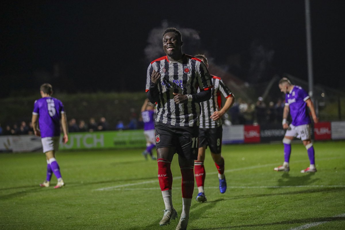 Chorley FC (@chorleyfc) on Twitter photo Congratulations to Momodou Touray who scoops the supporters' player of the month for October with 36.7% of the vote!
Momodou is sponsored this season by <a href="/CrowberryEnergy/">Crowberry Consulting & Energy</a>. ๐๐ป
๐ธ <a href="/dia_images/">David Airey</a> Congratulations to Momodou Touray who scoops the supporters' player of the month for October with 36.7% of the vote!
Momodou is sponsored this season by <a href="/CrowberryEnergy/">Crowberry Consulting & Energy</a>. ๐๐ป
๐ธ <a href="/dia_images/">David Airey</a>