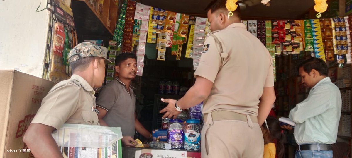 COTPA joint Enforcement Squad moved to different pan and grocery shops of Khariar Block areas and fine lavied to the vialotors.