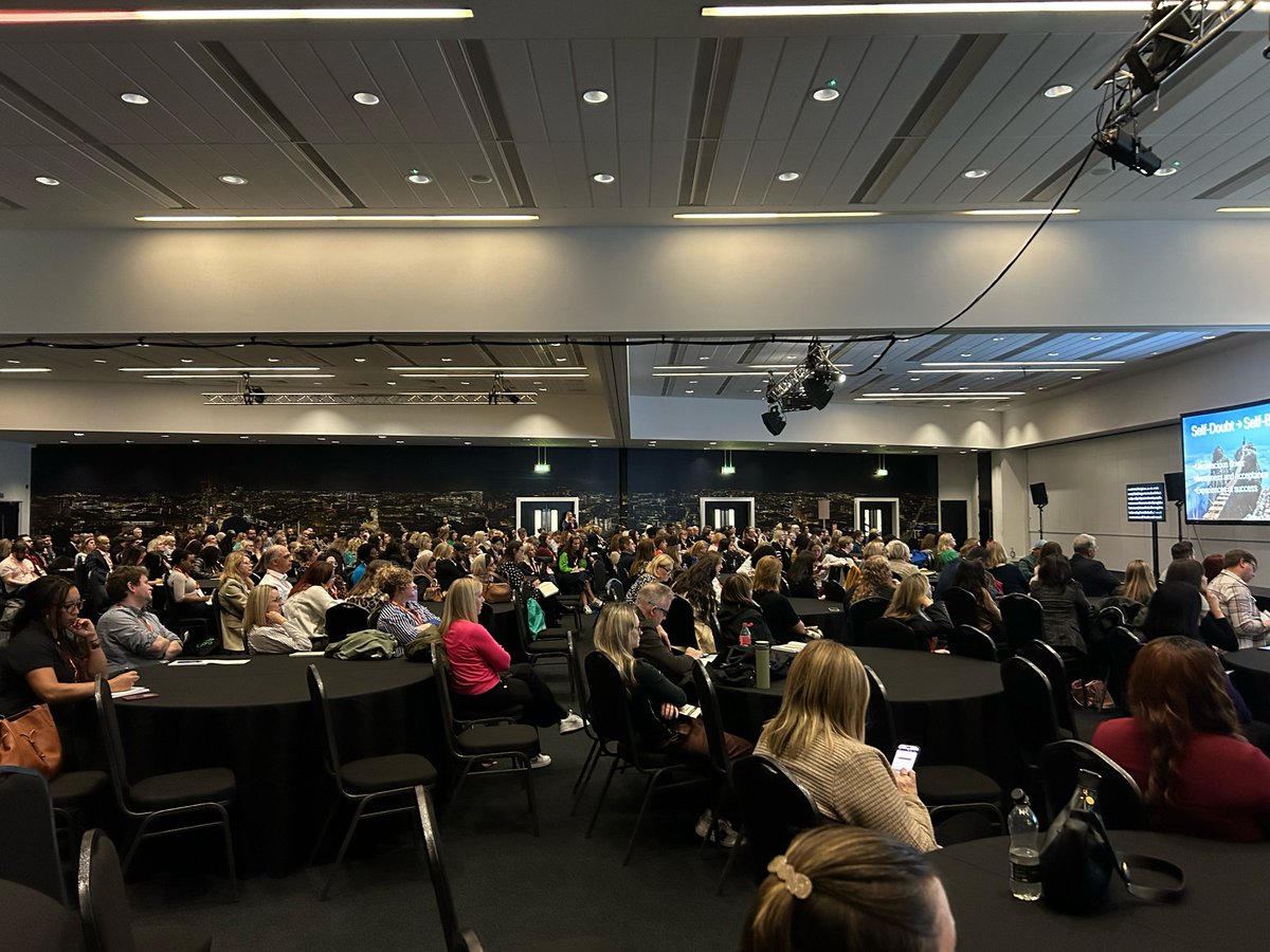 How can you deal with difficult people at work?

A fantastic fully-booked session hosted by Nick Robinson who engaged with delegates and provided solutions and actionable takeaways to help tackle those difficult individuals. 

#CIPDACE2024 #HR