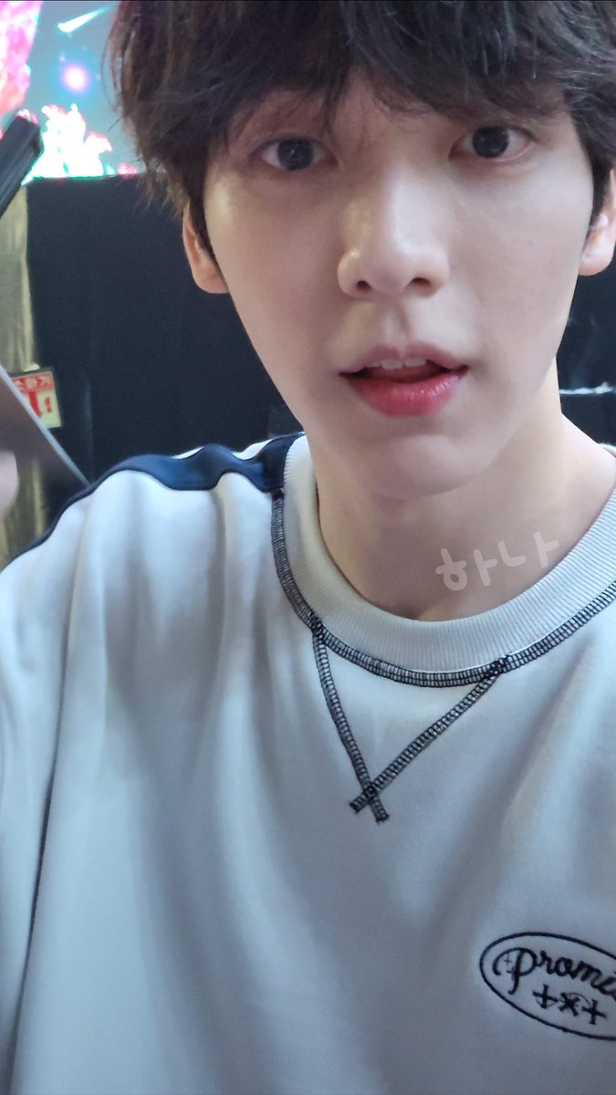 25daysapart's tweet photo. < ᴀᴄᴛ : ᴘʀᴏᴍɪꜱᴇ > ᴇɴᴄᴏʀᴇ ɪɴ ꜱᴇᴏᴜʟ ⋆｡°✩

ดูคอน 3 วันครั้งแรก
ได้ปุ๊ลสเวิสครั้งแรก
m&amp;g ครั้งแรก
ทีเร้กคัมแบคตอนเราอยู่เกาครั้งแรก
น้องยอนตอบวีเวิสครั้งแรก
และโดนโกงครั้งแรก

😬✌🏻✨

#투모로우바이투게더 #TOMORROW_X_TOGETHER #TXT
#ACT_PROMISE #TXT_TOUR_ACTPROMISE https://t.co/FtBlTSlnQ0