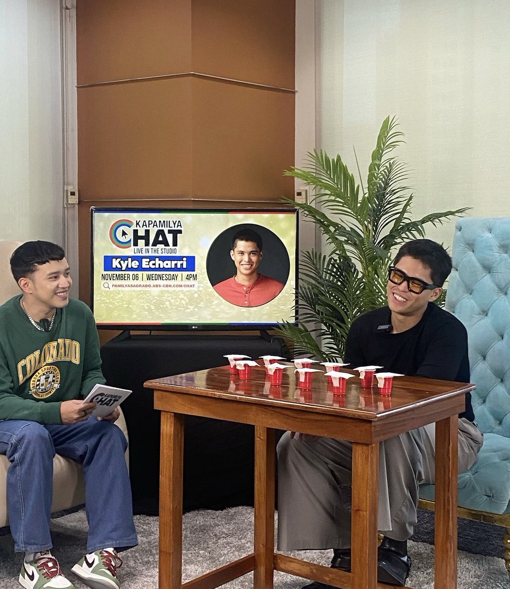 ninangsofkd's tweet photo. “Sagradong pasasalamat sa lahat ng
Kapamilyang nakisaya at nakipagkulitan kay Kyle
Echarri sa Kapamilya Chat ngayong November 6, Miyerkules! ❤️

Huwag din palalagpasin ang #PSAma ngayong gabi! ⚖️”

©️: @.dreamscapeph

#KyleEcharri | @kyle_echarri 
#KyleDrea https://t.co/VeafjJGPOB