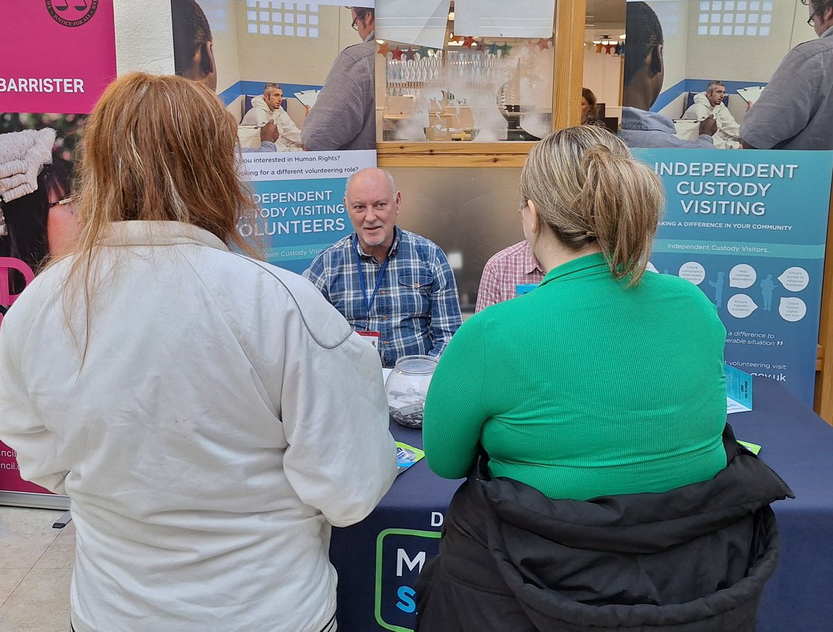 HantsICV's tweet photo. Great to be part of @portsmouthuni Law Fair today, talking to students about Independent Custody Visiting. https://t.co/sDCANLgii8