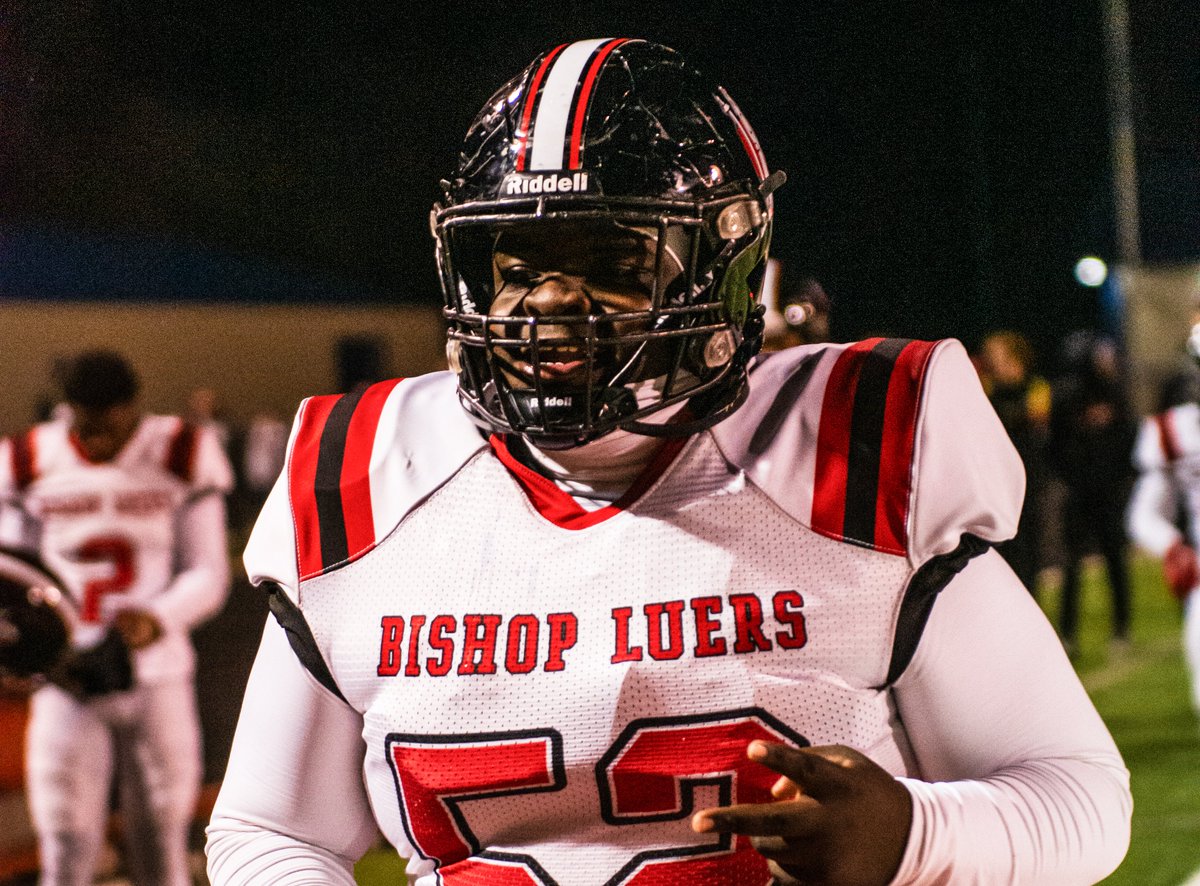 BishopLuersFB's tweet photo. All eyes on Friday.
#KnightFaces | #LuersSpirit https://t.co/MtbAtZbFtC