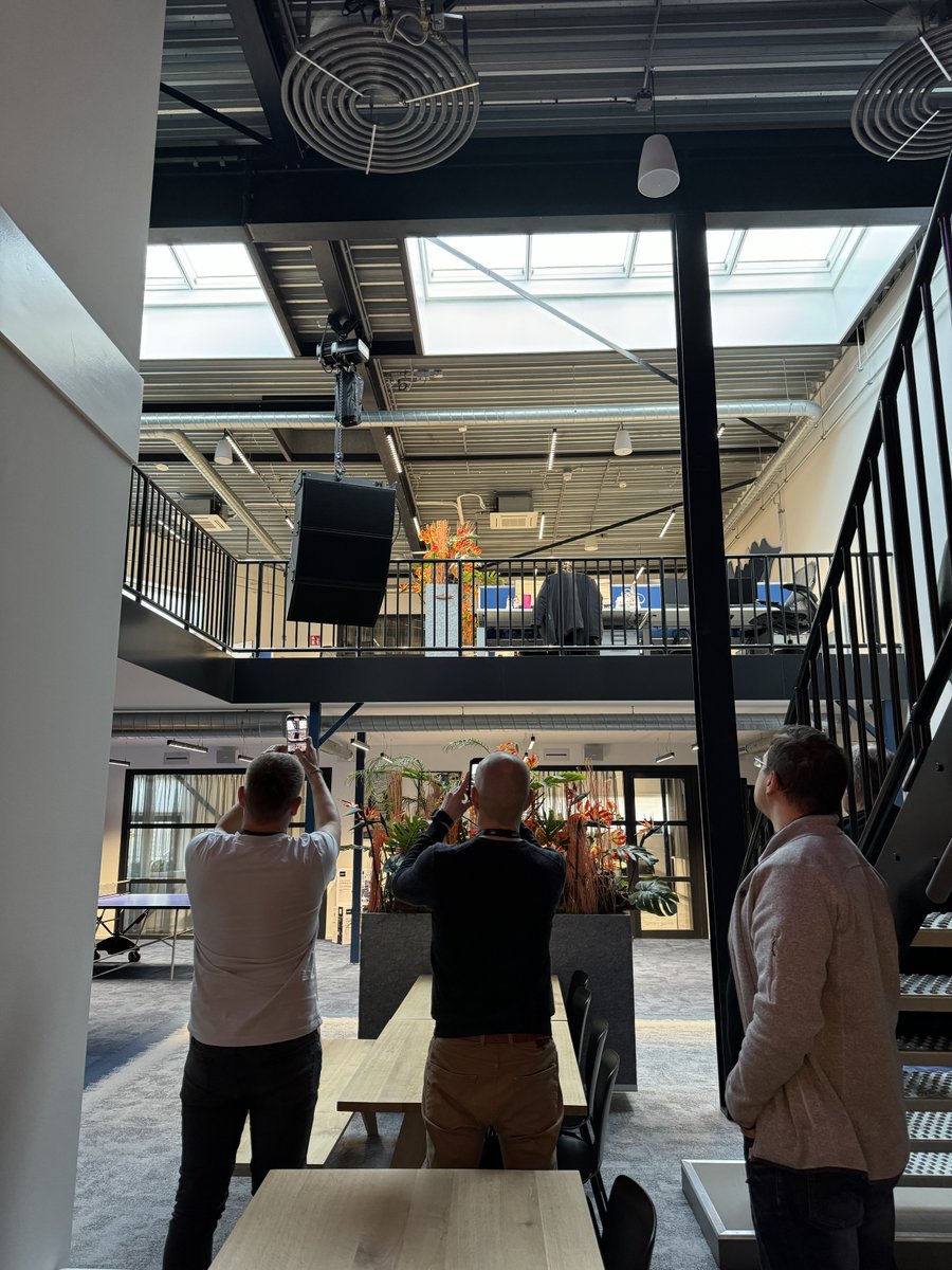 BosePro's tweet image. 🎓 We’ve just concluded an intensive two-day ControlSpace Advanced training at our new European Headquarters – our very first session for export partners in this new beautiful space!

#BoseProfessional #ControlSpace #Training #AudioSolutions #AudioTech #ProAudio #AudioTraining