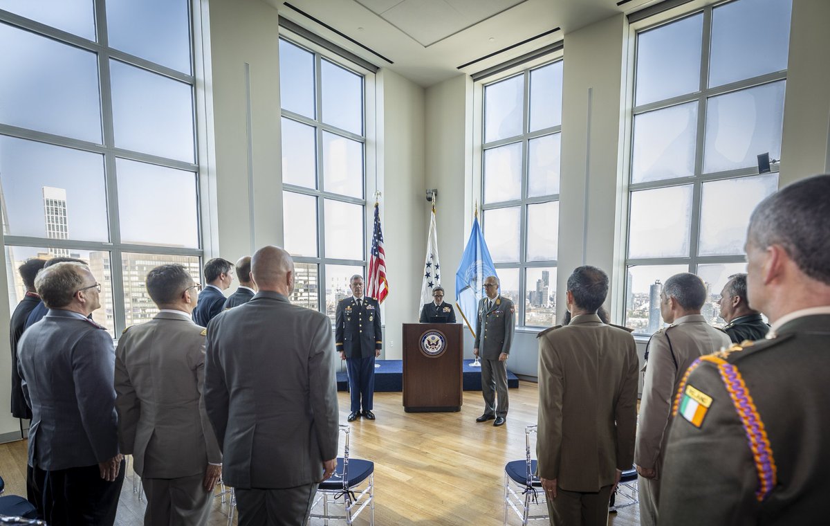 Generalmajor Jürgen Ortner wurde für seine Tätigkeit als Verteidigungsattaché Österreichs in den USA mit der "Legion of Merit" ausgezeichnet. Sie zählt zu den höchsten militärischen Ehrungen, die die USA an ausländische Militärangehörige verleihen. #Bundesheer