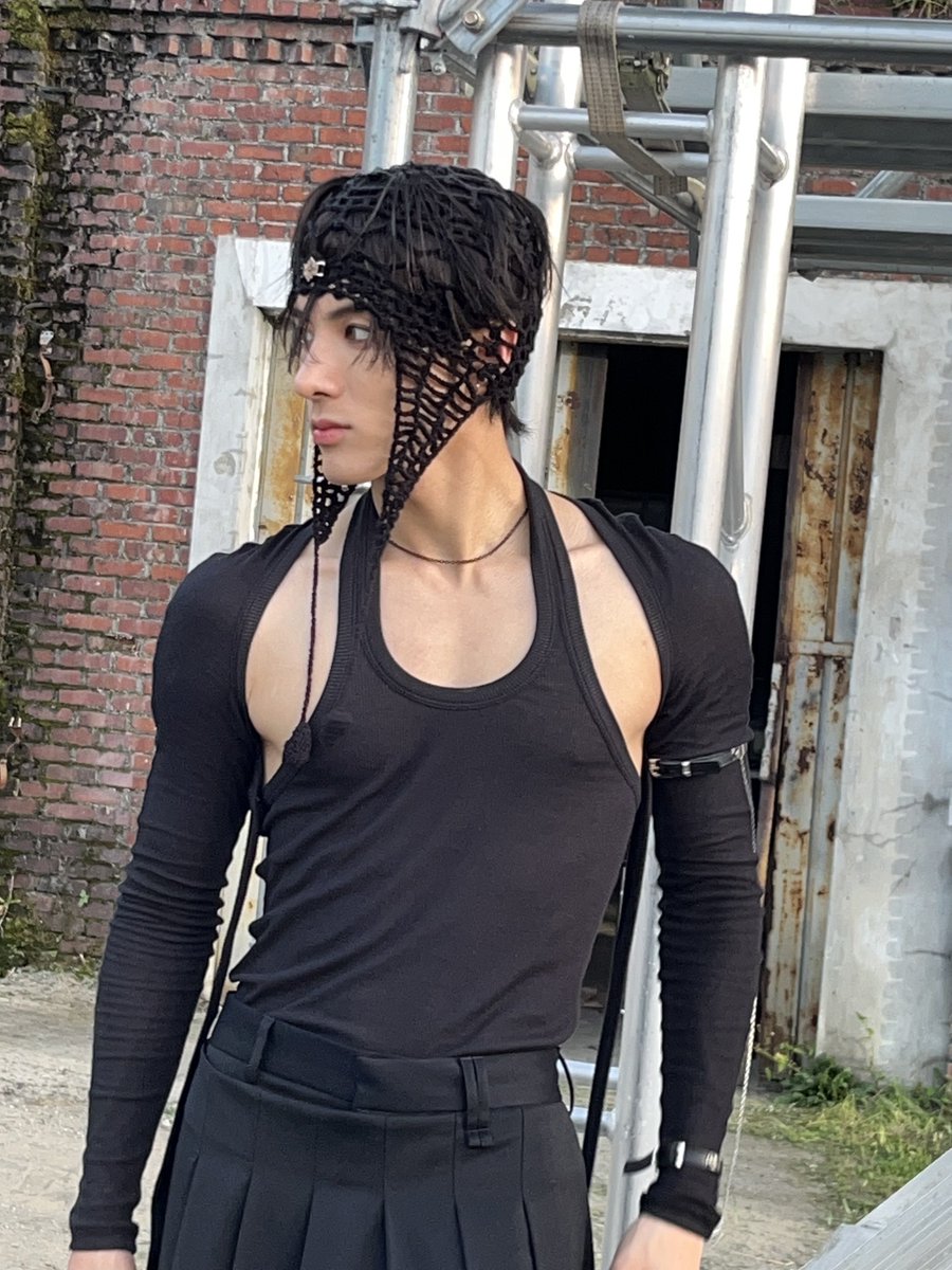 WE_THE_BOYZ's tweet image. [ERIC] thank you so much theB ❤️
1위 고마워!! 첫 주 끝! 이번 주도 파이팅 우리 더비 &amp;amp; 덥즈 😎