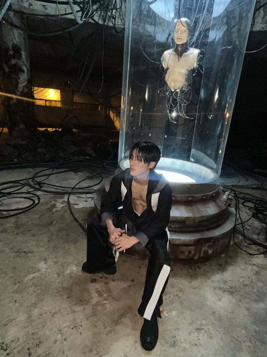 sohnericthinker's tweet image. WHAT THE ACTUAL FUCK ERIC SOHN

#THEBOYZ #ERIC #더보이즈 #에릭