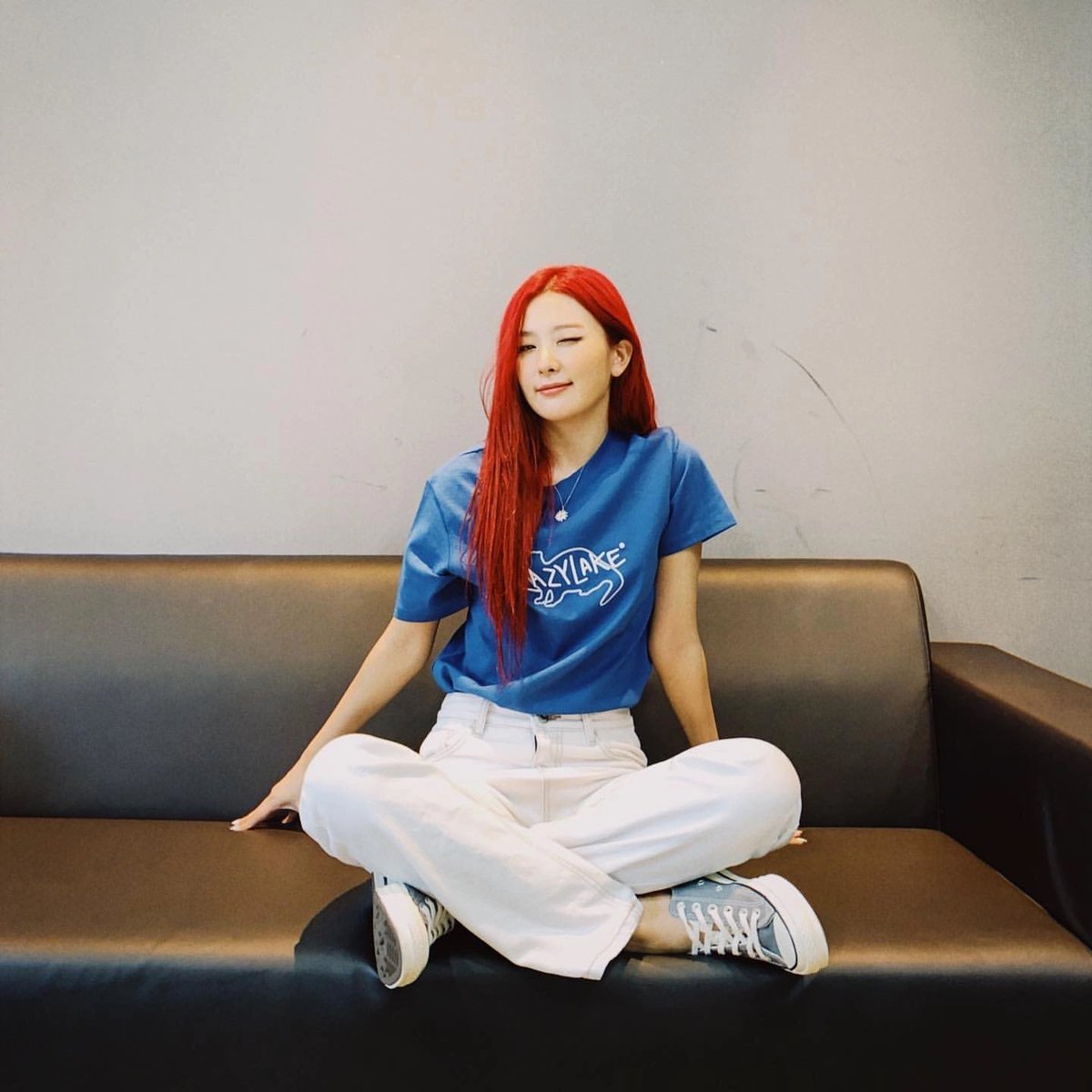 𝙻as trompetas las quiero arriba por que es un día muy especial, 𝚙or si no saben, hoy se viene con todo y más el #𖣠𝗗𝗗Ꮍ𝗢𝗨𝗧𝗛d͜͡ə𝚋üt ! ♡ 𝚙or favor aprecien el trabajo de estas bellezas por que realmente se nota que le han puesto mucho amor.

𝐛äd 長⋆ 𝐥o͞vǝ #𝐱𝕚aō