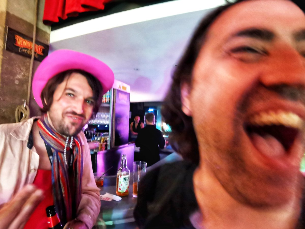 FTP_shortdoco's tweet image. FTP HQ sharing some laughs with commercials & film editor Nick, this summer at #London's @Raindance #FilmFestival.
Thrilled to report that he's now working with us on our #documentary edit. We're psyched; he's a cool dude.
#braininjury #TBI #ABI #independent #film #brighton