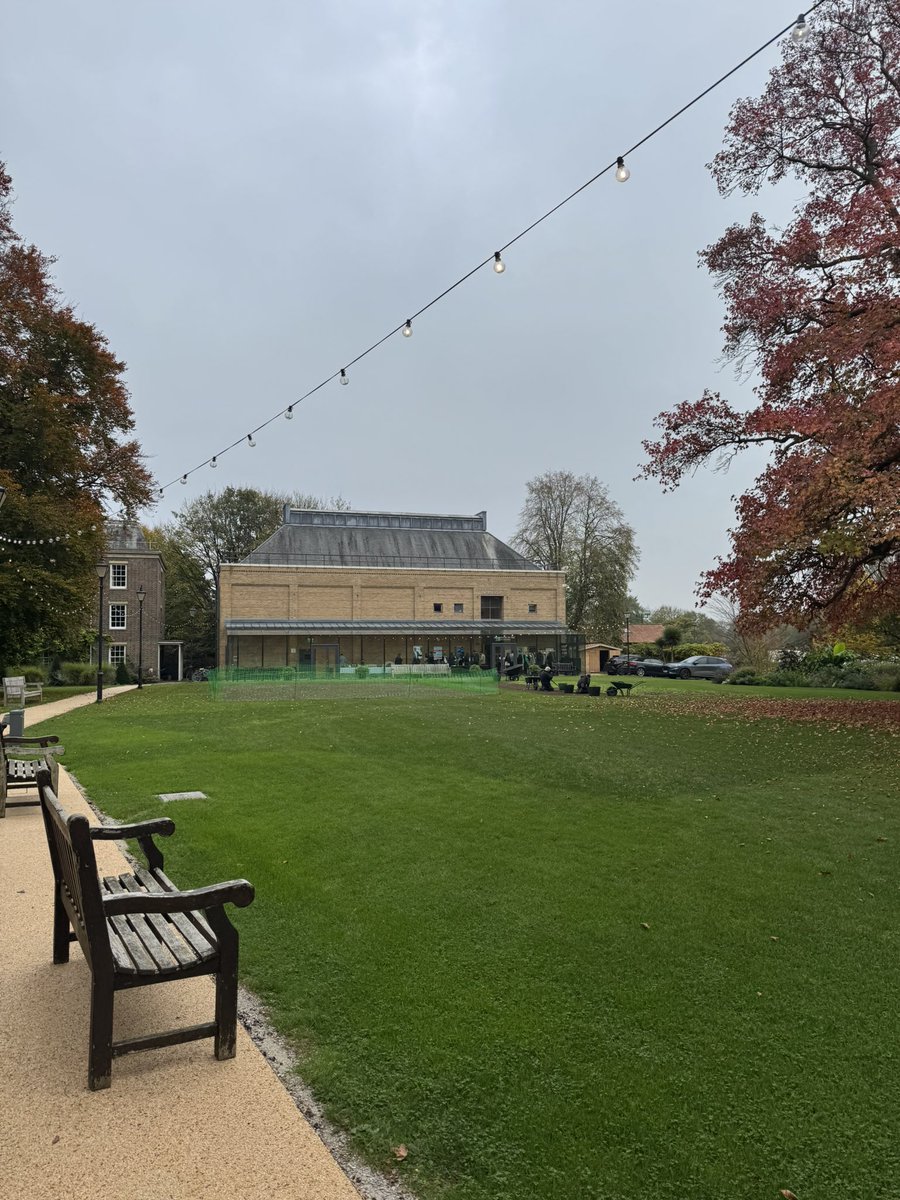 Spent the last 2 days in Oxford as part of research training provided by the OOC-DTP. I really enjoyed the last session in particular, learning about strategies in which we can implement better self-care practices as [new] researchers