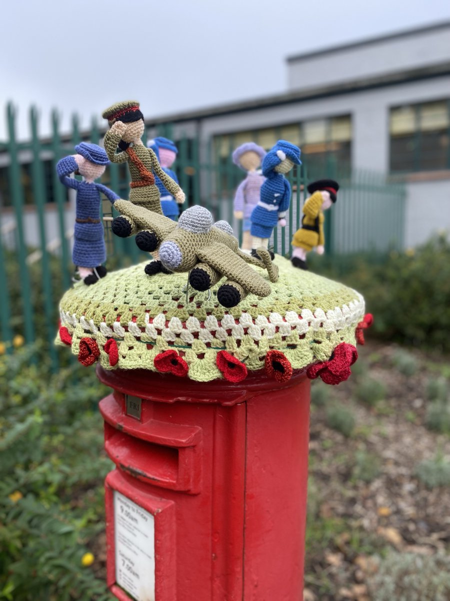 We’re delighted to see that the postbox just outside of Bletchley Park has been beautifully decorated by a talented 'yarn-bomber'! 
Thank you for your incredible work honoring service men and women ahead of Remembrance Day. We think this thoughtful tribute is truly inspiring ❤️