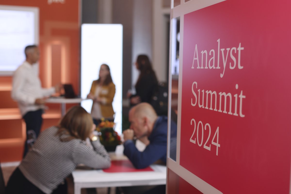 PwCUS's tweet photo. Our 2024 Analyst Summit wrapped up earlier this week. As we look back on the exciting discussions we had and the connections we made, here are a few highlights! #PwCUS https://t.co/jOaAKbw3qt