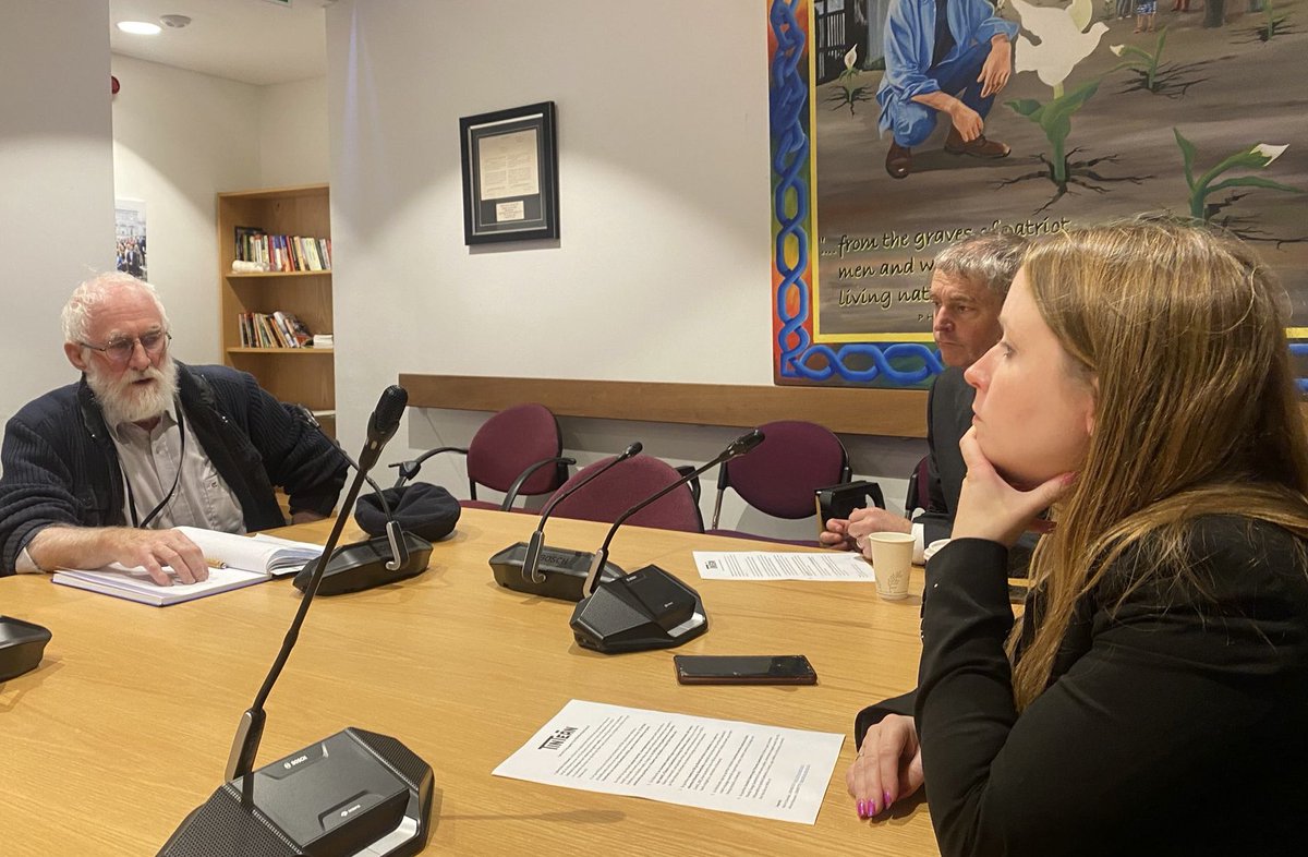 Sinn Féin tweet media