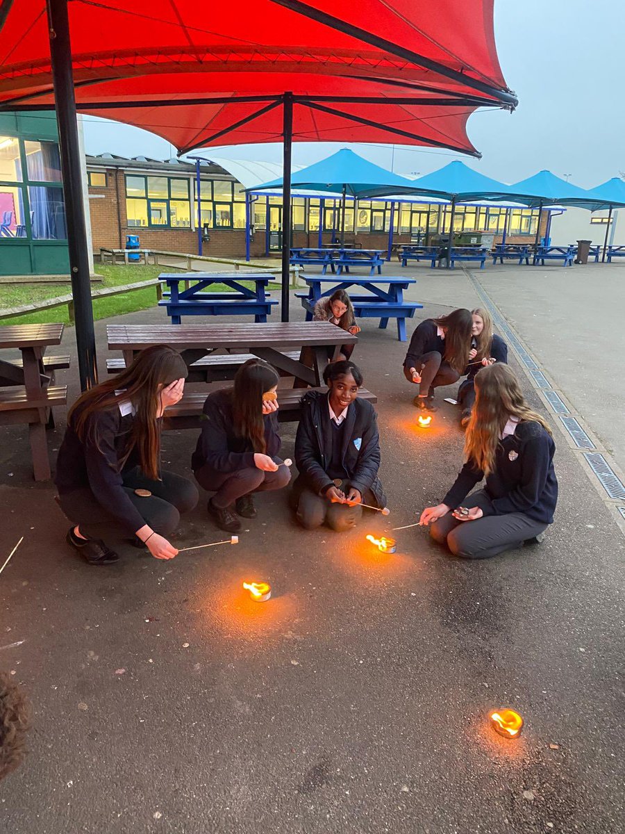 ETADofE's tweet photo. …we’re looking forward to next weeks session on Wednesday after school. 
Please keep an eye out for the next D of E parent bulletin coming out this week! https://t.co/WfoI9IBcOk