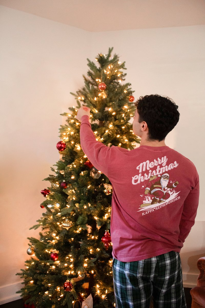 KAOfficialStore's tweet image. It's time to get in the Christmas spirit!! Beat the crowd and shop our NEW Holiday Catalog items on our site today 🤩