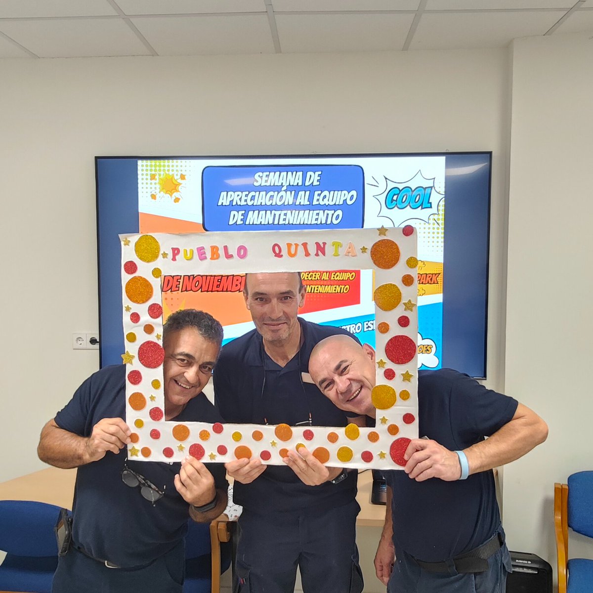 andresanimador's tweet photo. During #EngineeringAppreciationWeek we want to give a huge shoutout to our incredible maintenance team! 🙌 Their hard work, dedication, and expertise keep our resort running smoothly every day. #ThankYou #BestTeamEver #RoyalOasisAtPuebloQuinta #LaqTeam #Benalmadena #WeAppreciateU https://t.co/ynyy27LZtI