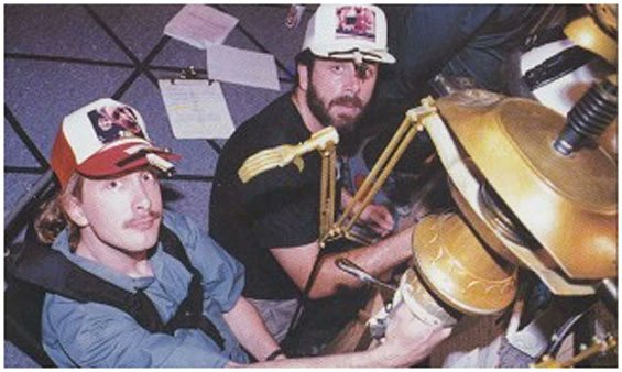 TheMadsAreBack's tweet image. Here's something good to celebrate today: IT'S @TraceBeaulieu's BIRTHDAY!
Happy Birthday, Trace! Thank you for all the laughs over the years. We need them now more than ever.