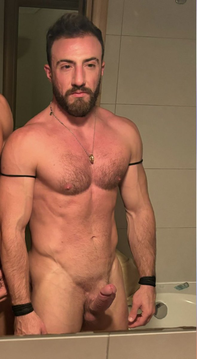 Soooo unbelievably horny the last week. So I had fucked many celebrities been to many group fucks and orgies 3somes everything went wild. Discover it and subscribe at onlyfans.com/Xxlsior 🔥😈💦