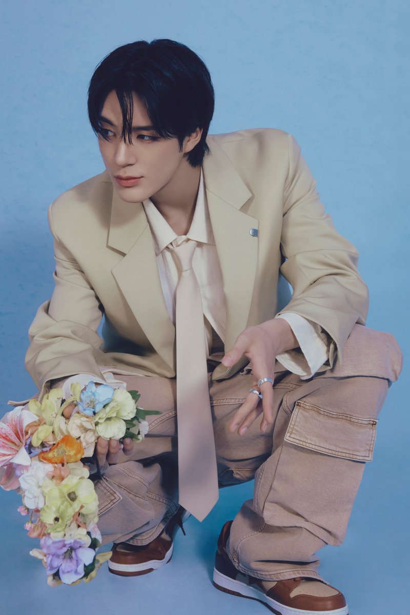 NCT DREAM 'Flying Kiss' MV Teaser Images #MARK #JENO 

NCT DREAM 【DREAMSCAPE】 
➫ 2024.11.11 6PM (KST)

🔗Access to the New World
nctdream-dreamscape.com 

💿 Pre-order&amp;save&amp;add
NCTDREAM.lnk.to/DREAMSCAPE 

#NCTDREAM #DREAMSCAPE
#NCTDREAM_DREAMSCAPE
#FlyingKiss