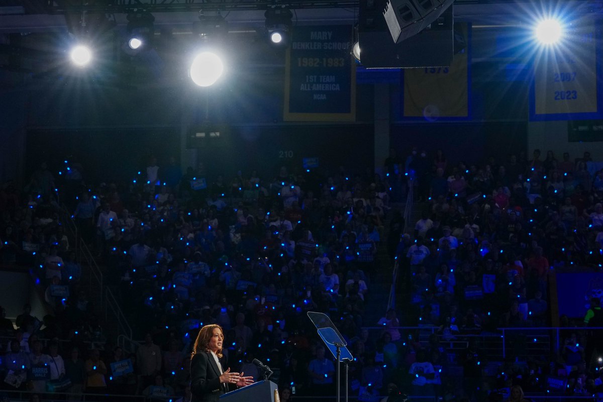 shelbylcole's tweet photo. for the people. always. 💜 https://t.co/4h8IXZFl03