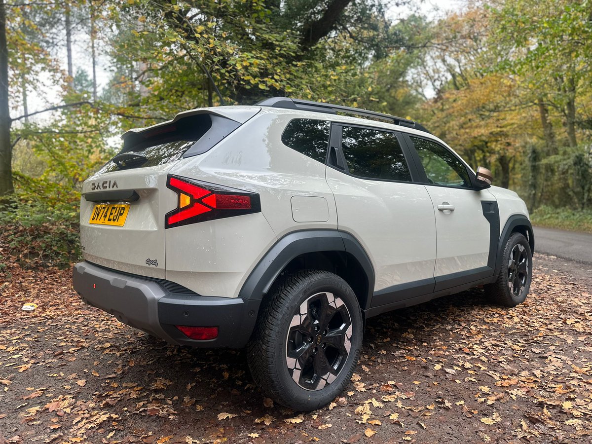 It’s here!

The All-New Dacia Duster Extreme TCE 130 4x4 has just landed in Shrewsbury.

Adventure-ready and packed with power, this beauty is built to tackle any terrain.

Contact our sales team today on 01743 445611.

#BudgenShrewsbury