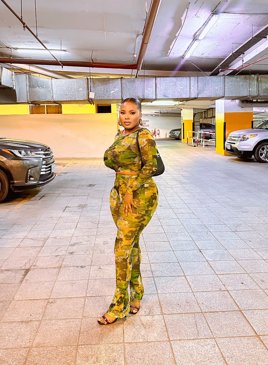 tz_pryme's tweet photo. Happy birthday to me❤️ https://t.co/5hYg3YLFQc