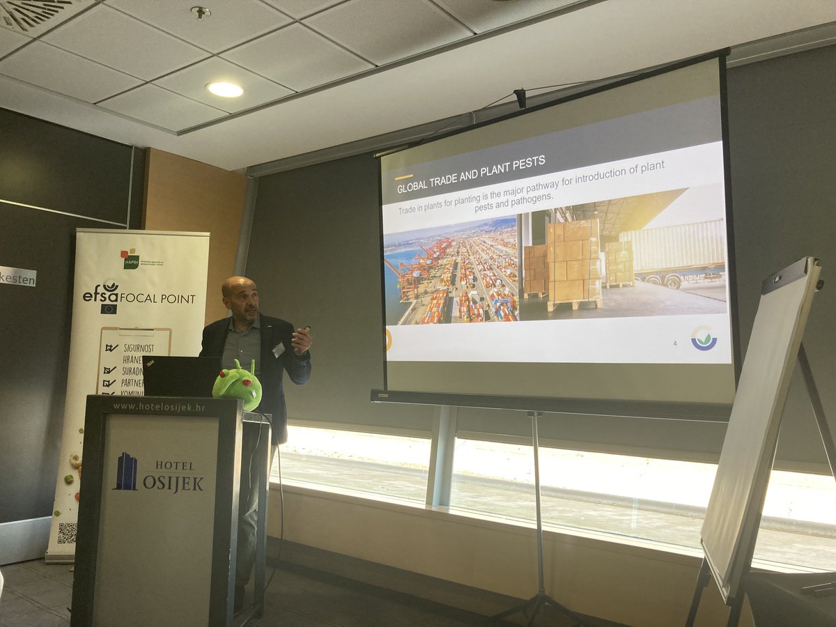 Second day at #IPA Autumn School, with a very intense session of #PlantHealth Prentations from <a href="/EFSA_EU/">EFSA</a>  and #HAPIH on the #PlantHealth4Life campaign and Commodity Risk Assessment. Representatives of the 7 IPA Countries actively involved
