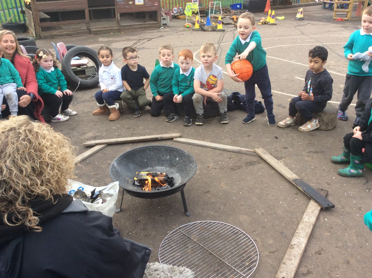 StAndrewsNCML6's tweet photo. We had a lovely morning yesterday roasting marshmallows and talking about the importance of fire safety on Bonfire night.  🎇🔥 https://t.co/ofKC35WWOg