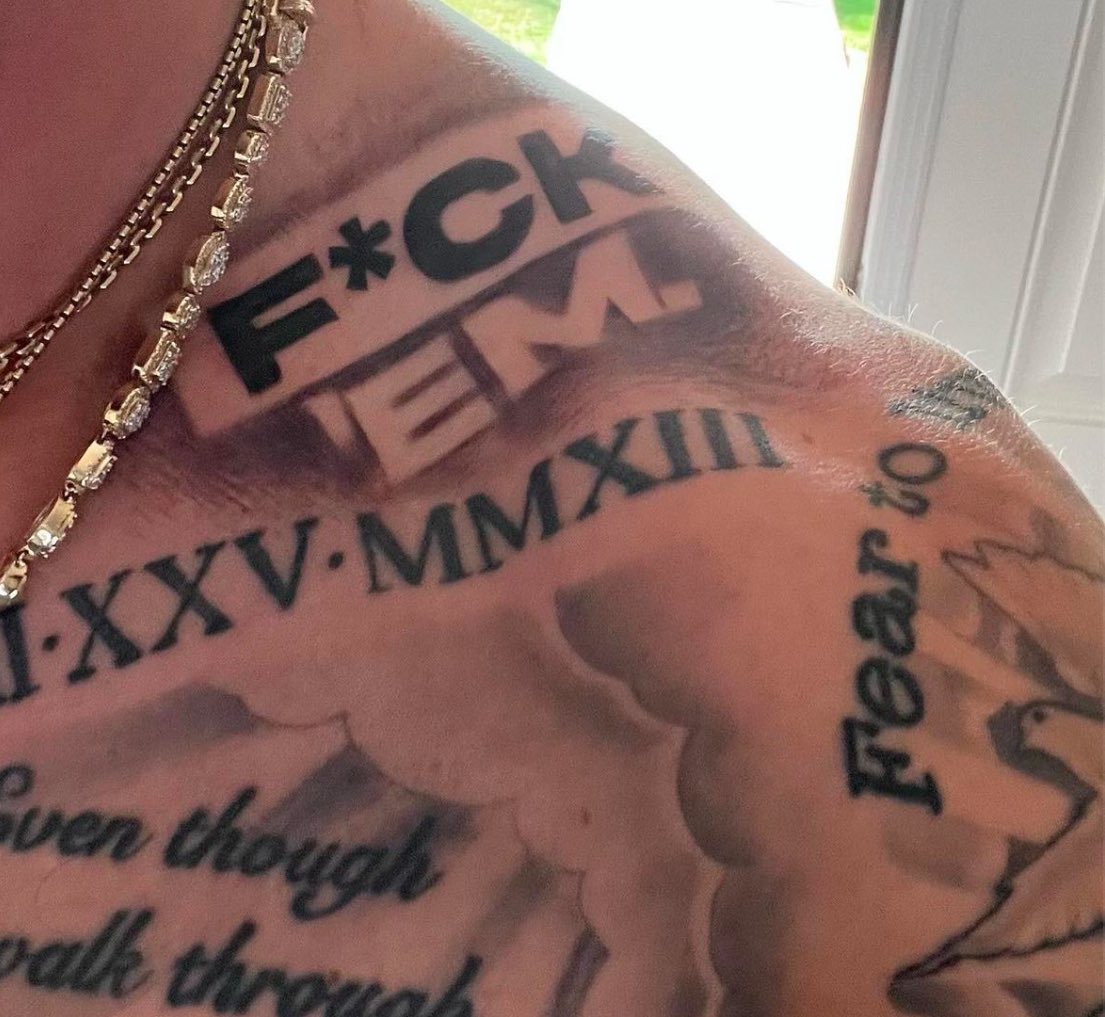 Jarren Duran showing off his new tattoo 👀