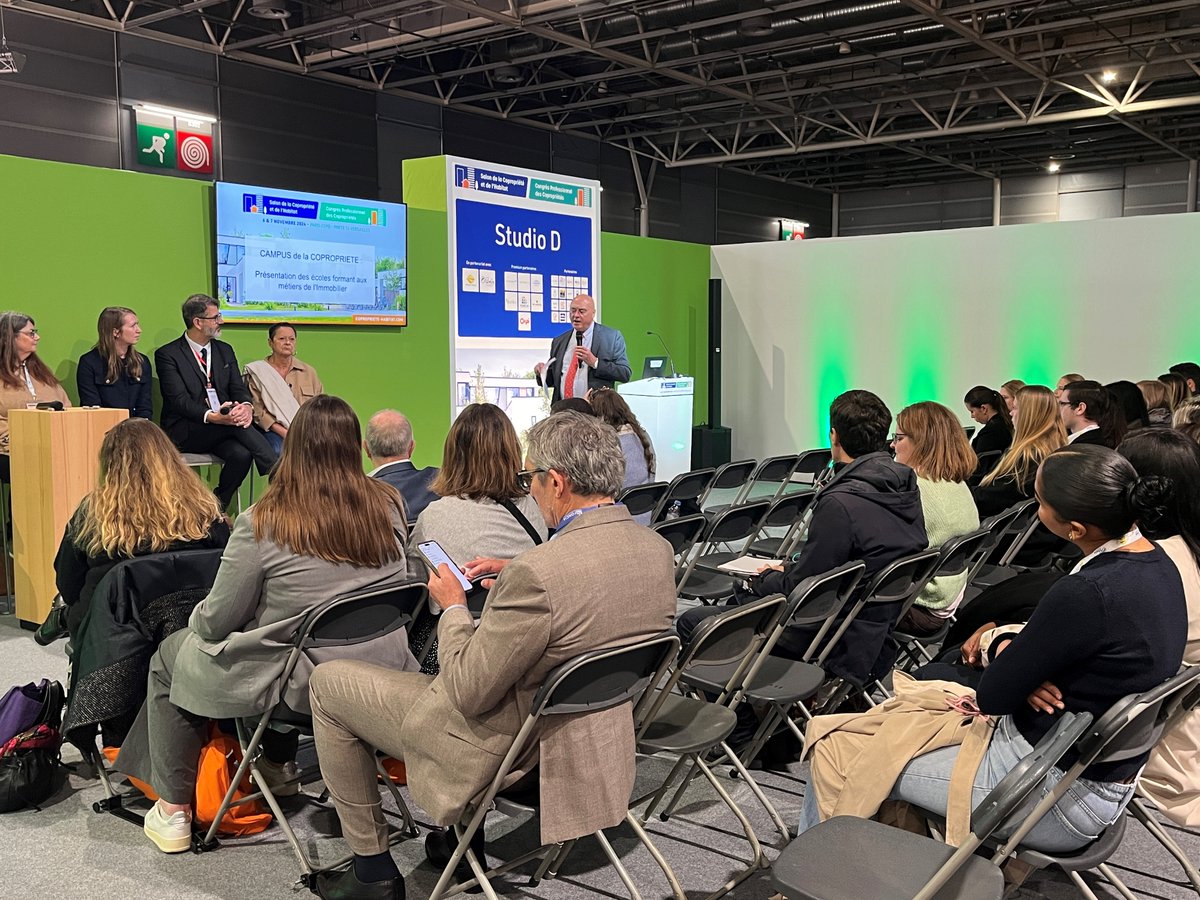 #IMSIParis - 𝑺𝒂𝒍𝒐𝒏𝒔 📢 Marie DEBENS et <a href="/hbuzycazaux/">Henry Buzy-Cazaux</a> sont intervenus lors de la présentation des #écoles formant aux #métiers de l'immobilier, à l'occasion du 𝑺𝒂𝒍𝒐𝒏 𝒅𝒆 𝒍𝒂 𝑪𝒐𝒑𝒓𝒐𝒑𝒓𝒊𝒆́𝒕𝒆́ 𝒆𝒕 𝒅𝒆 𝒍’𝑯𝒂𝒃𝒊𝒕𝒂𝒕 qui se tient jusqu'à demain à #Paris.