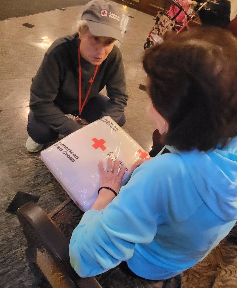Joined my fellow <a href="/redcrossny/">GNY Red Cross</a> volunteers last night as we took care of some grateful residents and their pets 🐾 in the aftermath of a fire in their #RoslynHeights apt complex. I always enjoy sitting with the elderly as they benefit greatly from a little extra ❤️ &amp; compassion!