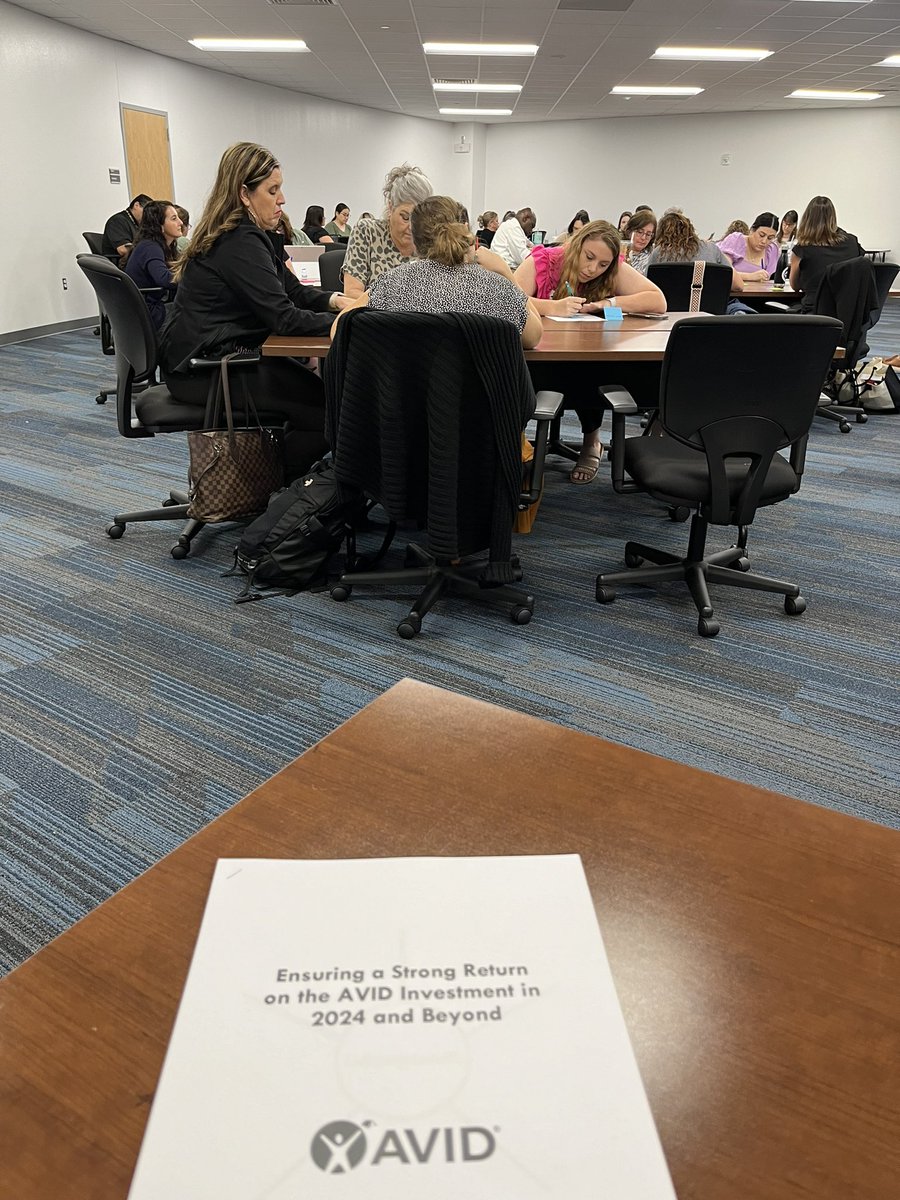 barco143's tweet photo. We have a full house of educators ready to do what is needed for Ensuring a Strong Return on the AVID Investment in 2024 and Beyond! Thanks to @CCISD for hosting this opportunity! @AVID4College @SWT_AVID #AVIDFramework @brettbowersAVID https://t.co/LsY1gg3H6V