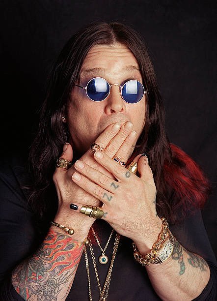 OzzyOsbourne's tweet photo. November 6, 2001 https://t.co/q8of4x3wnr
