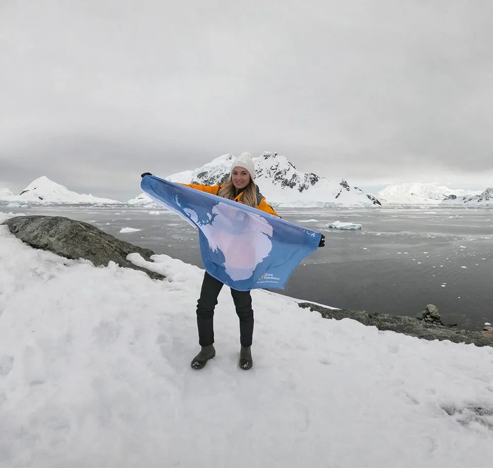 10-Day Antarctica Itinerary: Discovering the 7th Continent

mylifesamovie.com/10-day-antarct…  

#antarctica #travelguide #traveltip #mylifesamovie