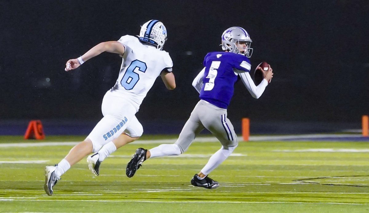Watauga chases down Huskies, 33-6
highcountrysports.net/watauga-chases…
BONUS PHOTOS &amp; GAME STATS