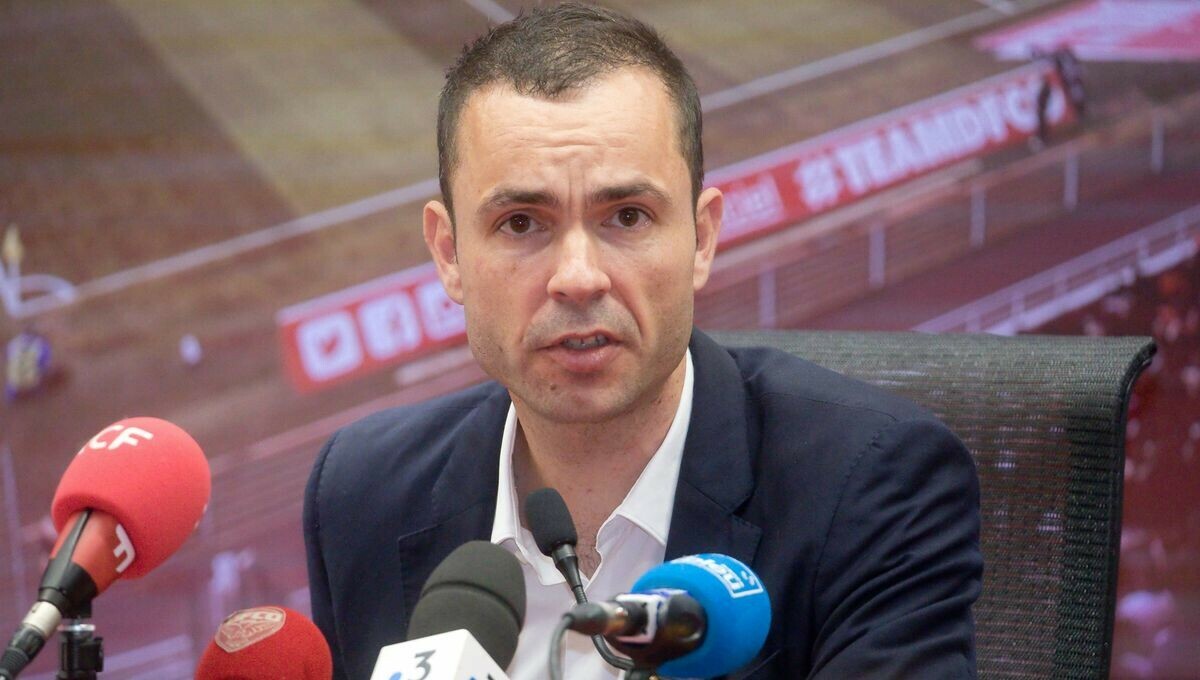 ⚽ Le DFCO engage sa restructuration, des licenciements à venir

"On est obligés de faire des choix forts. Sinon, dans trois ans, vous me verrez marcher derrière le cercueil du club" ➡️ l.francebleu.fr/9mbx