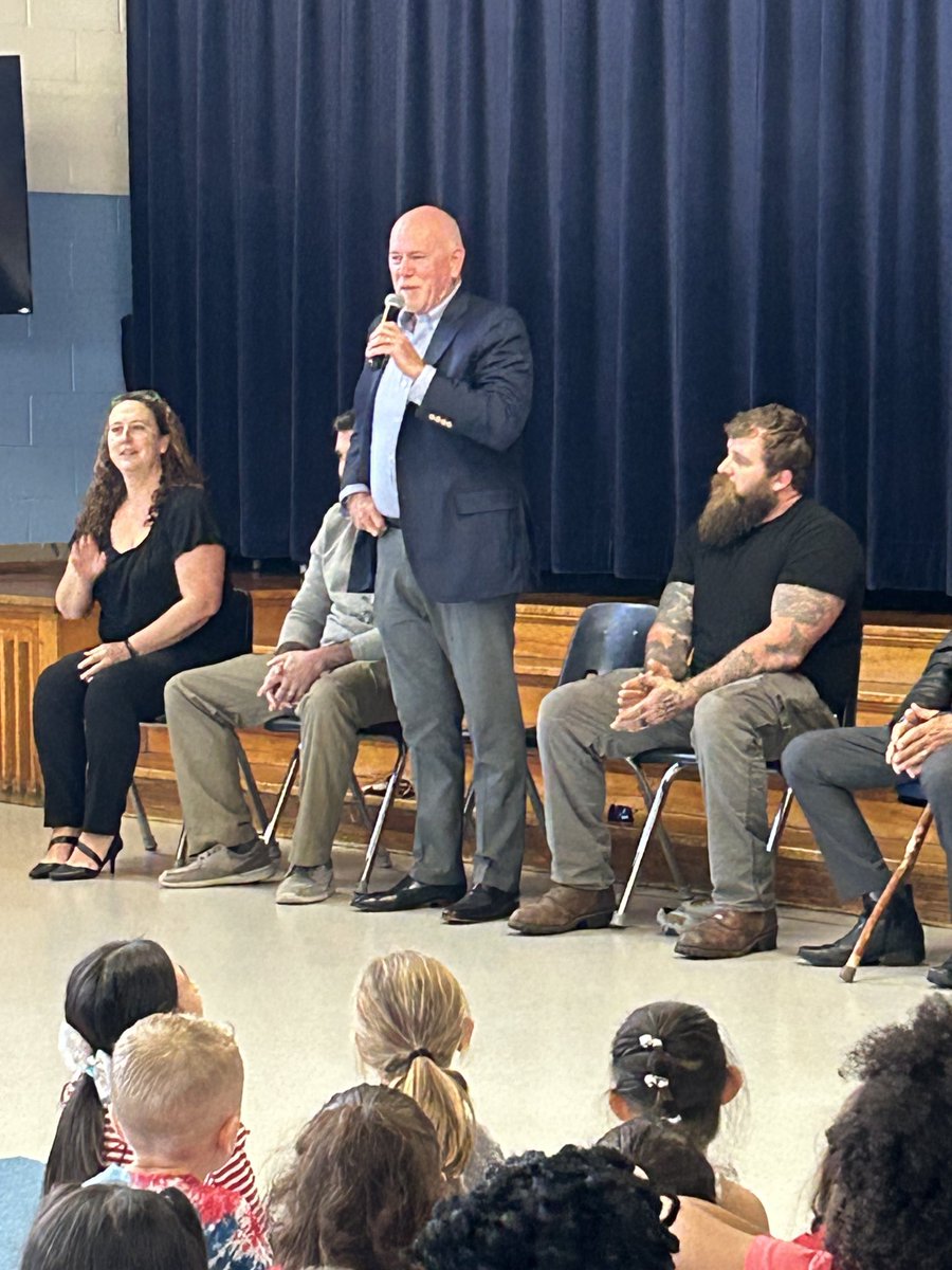 Erin O'Loughlin tweet media