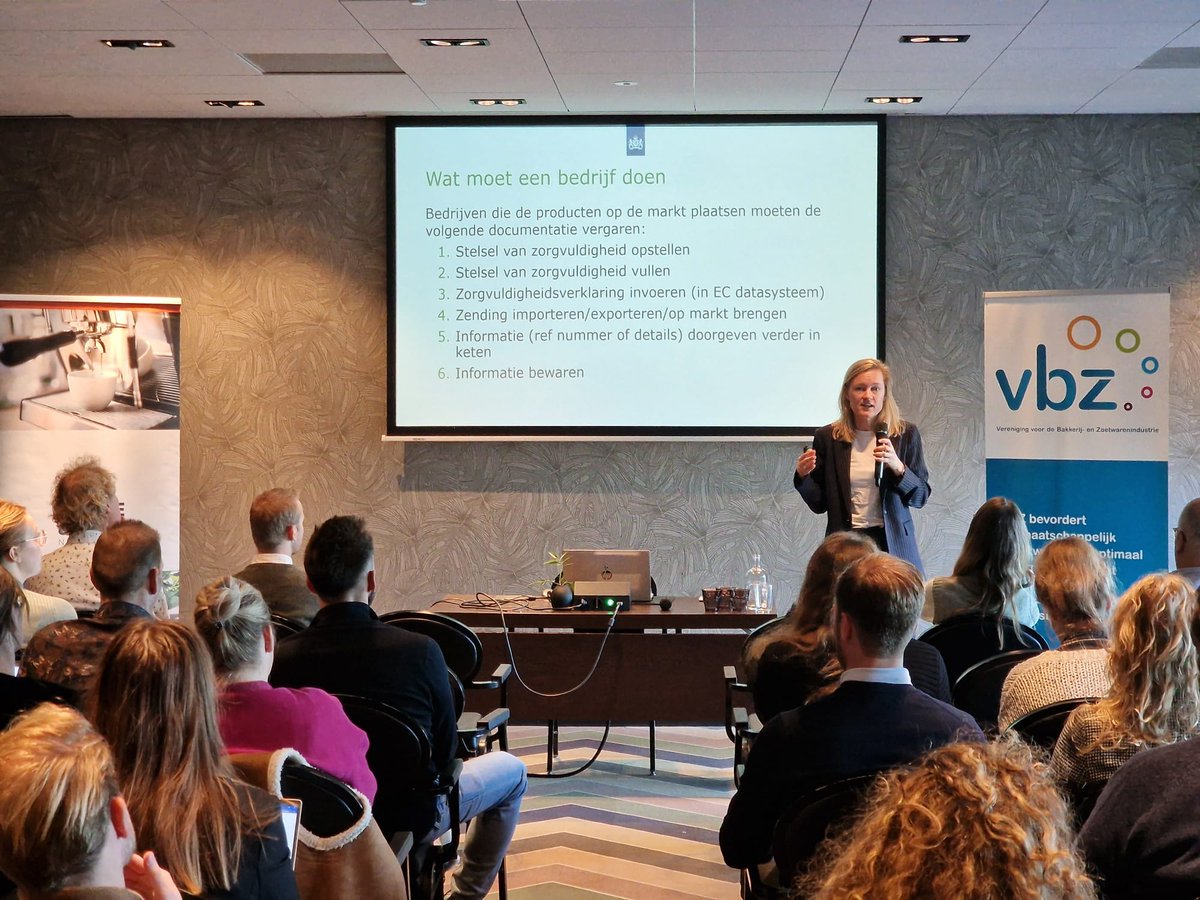 Afgelopen maandag hield VBZ samen met Koffie &amp; Thee NL een sessie over de Europese #ontbossingsverordening en een training in het gebruik van #TRACES. Het jaar uitstel van invoering kunnen ondernemers goed gebruiken met oog op voorbereiding. Dank aan <a href="/_NVWA/">Nederlandse Voedsel- en Warenautoriteit</a> voor hun inspanningen.