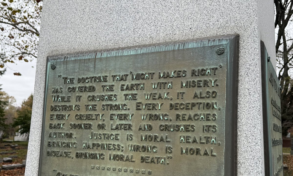 Robert Loerzel tweet media