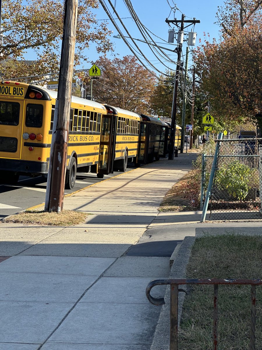 HTSD_Greenwood's tweet photo. An Awesome K-5 School Field Trip Awaits Us🙌🏾🎉😜@philadelphiazoo @WeAreHTSD #SchoolOfCharacter #ThankYouRobbinsvilleHamiltonRotaryClub🤩🫶🏾 https://t.co/bw6WWIRtUh